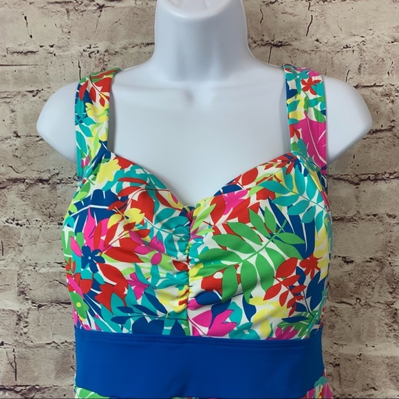 Lands’ End Leaf Print Tropical Tankini Swim Top - Picture 2 of 10